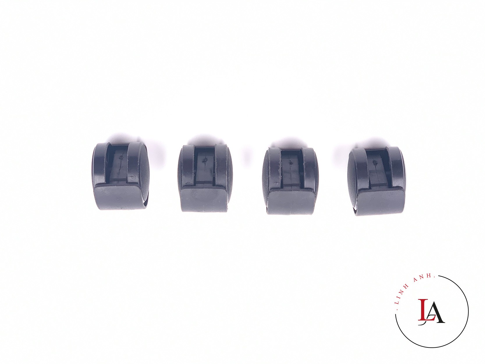 Phụ kiện bánh xe máy hấp